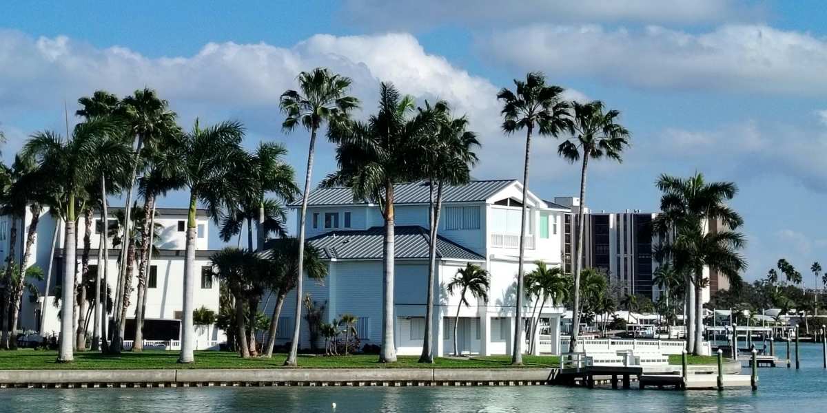 Florida Real Estate Market 2026: Trends, Risks & Opportunities for Agents